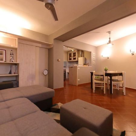 Sk Home Peschiera del Garda Bagian luar foto