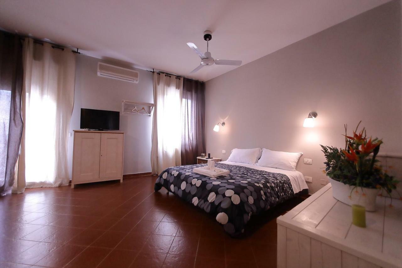 Sk Home Peschiera del Garda Bagian luar foto