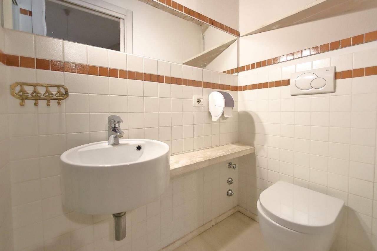 Sk Home Peschiera del Garda Bagian luar foto