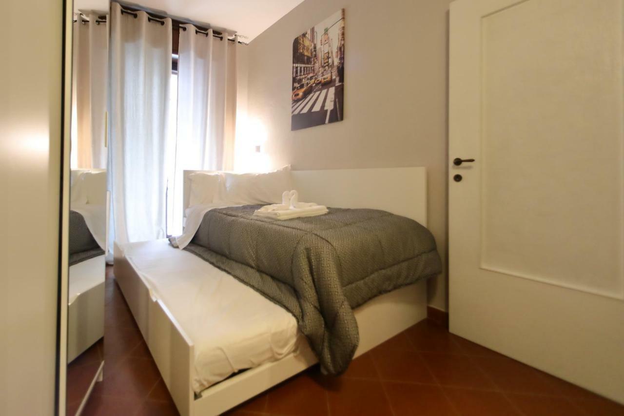 Sk Home Peschiera del Garda Bagian luar foto